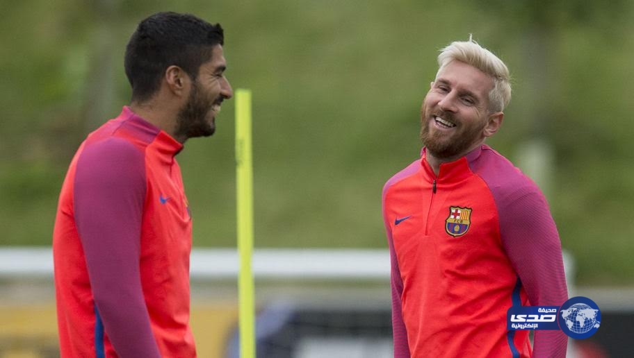 فيديو: سواريز سيتمنى اختفاء هذا الفيديو بعدما فعله ميسي به!