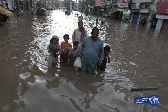 الأمطار والفيضانات تقتل 25 شخص في باكستان