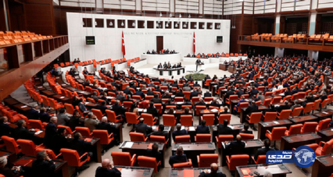 البرلمان التركي يوافق رسمياً على إعلان حال الطوارئ