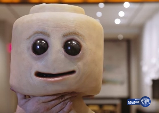 بالفيديو.. رجلان يحولان لعبة «ليجو» إلى حقيقة مخيفة