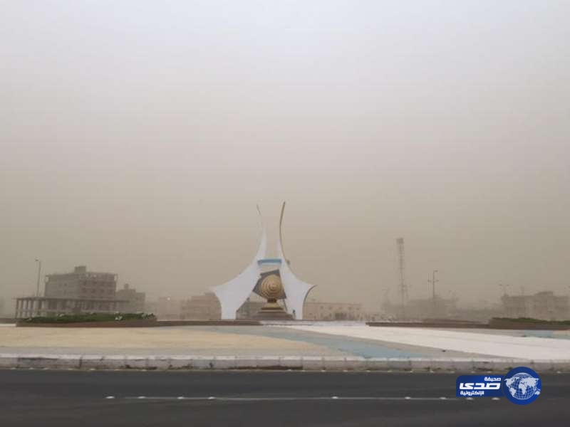 موجه غبار وأمطار علي منطقة جازان