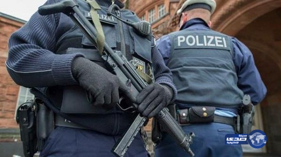 ألمانيا: اعتقال لاجئ سوري قتل شخصا وجرح اثنين بساطور