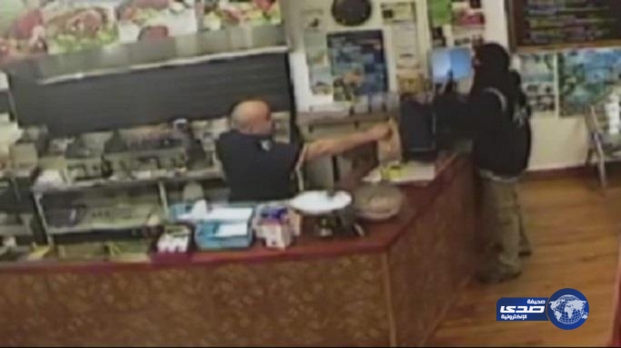 نصف دقيقة رعب جعلت كبابجي مصري حديث الناس بأبعد دولة (فيديو)