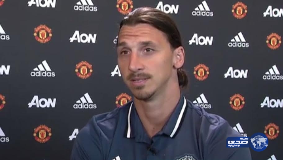 قبل أن تركل قدمه الكرة مع الفريق.. إبرا يكسر رقم تاريخي ثاني لمانشستر يونايتد!