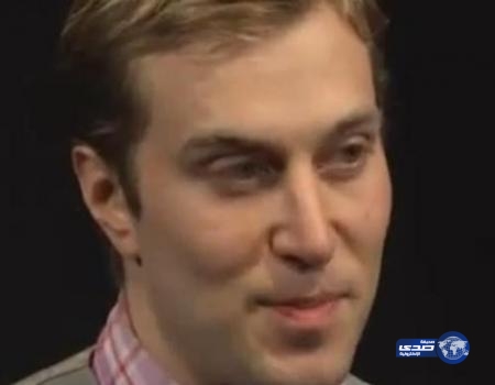 رفع دعوى ليتزوج من كمبيوتره !!