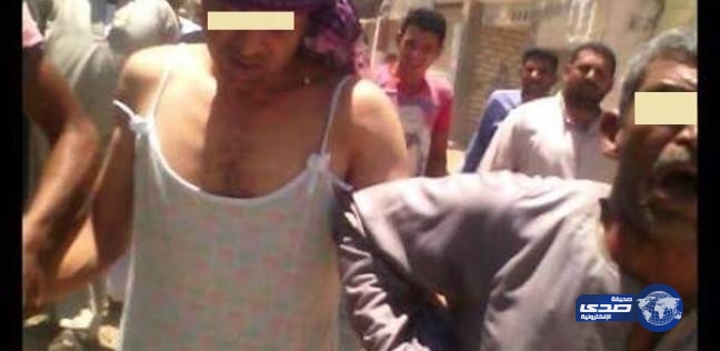 زفة رجل بقميص نوم في مصر بعد نشره صورة امرأة عارية على فيس بوك