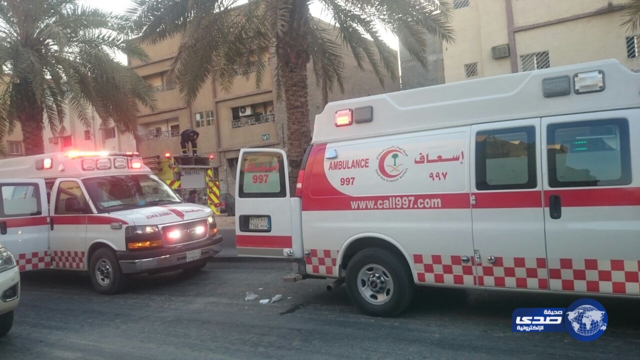 إصابة 9  في حريق بحي غبيرة بالرياض و المدني يسيطر