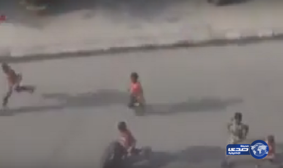 شاهد.. أطفال حلب يشاركون في كسر الحصار بطريقة مبتكرة