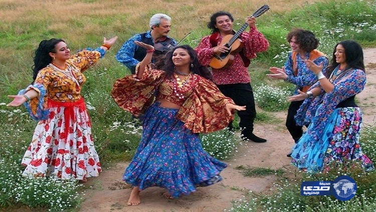 خطفه الغجر وعثرت عليه الشرطة بعد 16 عاما