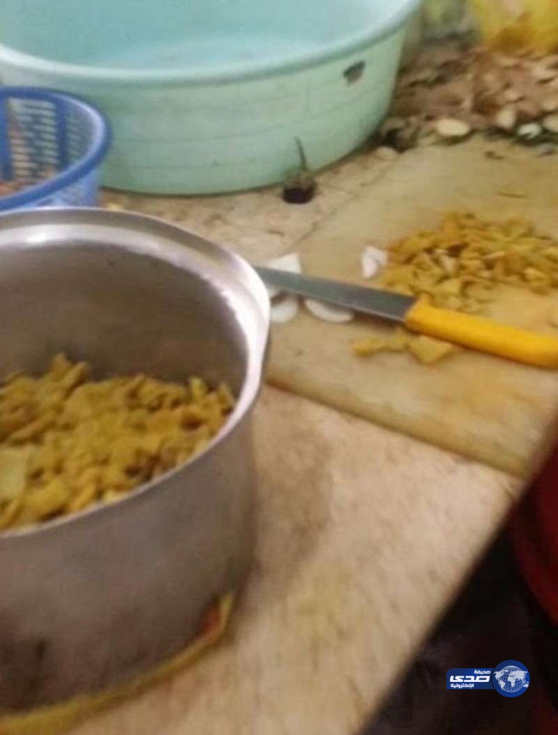ضبط  مواد غذائية تالفة بمطاعم  ومخابز مخالفة خلال حملات تفتيشية في “رفحاء”