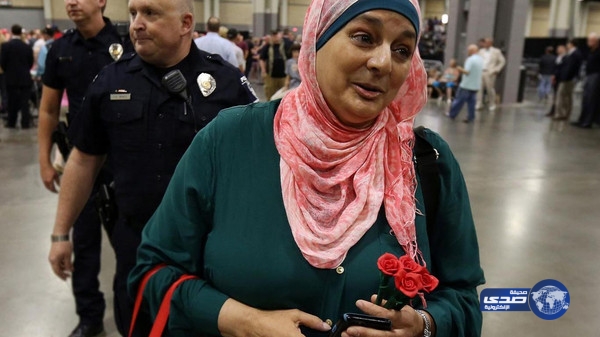 للمرة الثانية ..طرد مسلمة من خطاب لترامب بسبب &#8220;أقلام السلام&#8221;