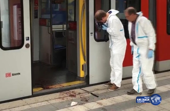رجل مسلح يطعن 7 ركاب قطار في “سويسر”