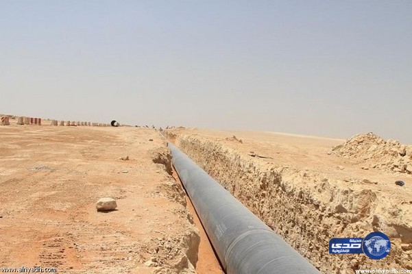 فرق الصيانة تسيطر علي تسرب مياه آبار غرب الرياض