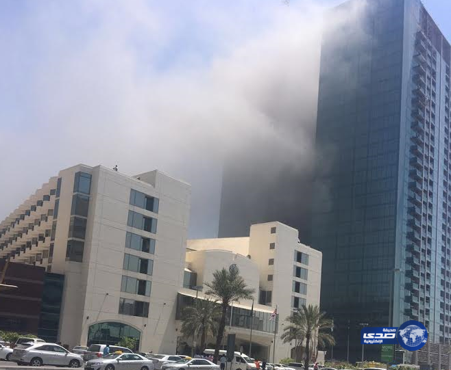 “الدفاع المدني ” يباشر حريق بمحيط  مبنى المسافرين وسط ابوظبي