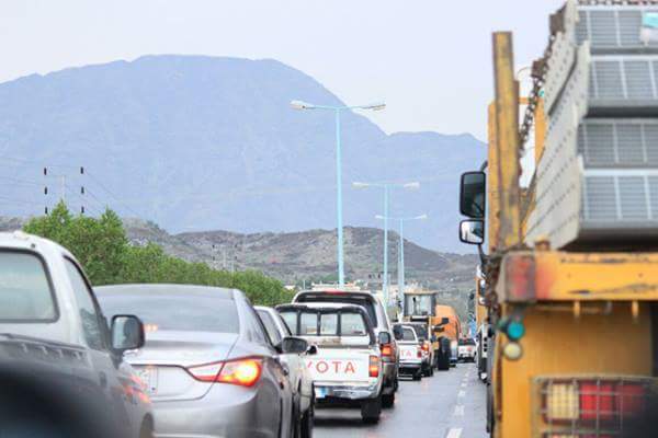 توقف المرور على طريق محايل – أبو سكينة لأكثر من 8 ساعات بسبب حادث تصادم