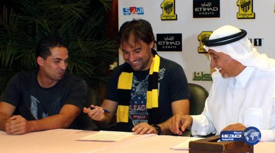 صحيفة تشيلية تشيد بمدرب الاتحاد