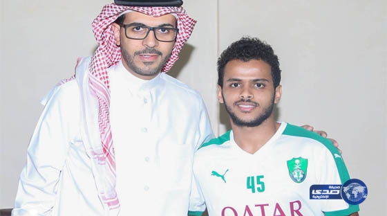 الأهلي يوقع مع عبدالفتاح عسيري لـ 4 سنوات