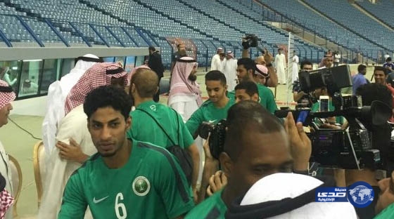لاعبو الأخضر .. سنسعد الشعب السعودي