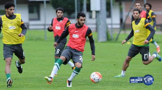 بعثة الأخضر تصل الدوحة