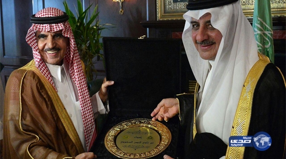 الأمير فهد بن سلطان يستقبل البعثة النصراوية