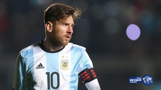 ميسي يتراجع عن الاعتزال دولياً