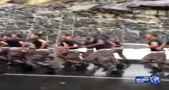 بالفيديو.. قوات أمن الحج تتدرب تحت المطر استعداداً لاستقبال الحجاج