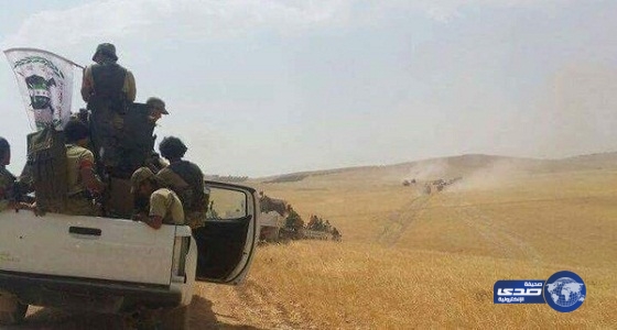 الجيش الحر يطارد داعش ويسيطر على العمارنة السورية مدعومًا بدبابات تركية