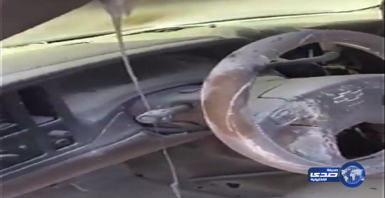بالفيديو.. إحتراق سيارة مواطن بسبب &#8220;شاحن الجوال&#8221;