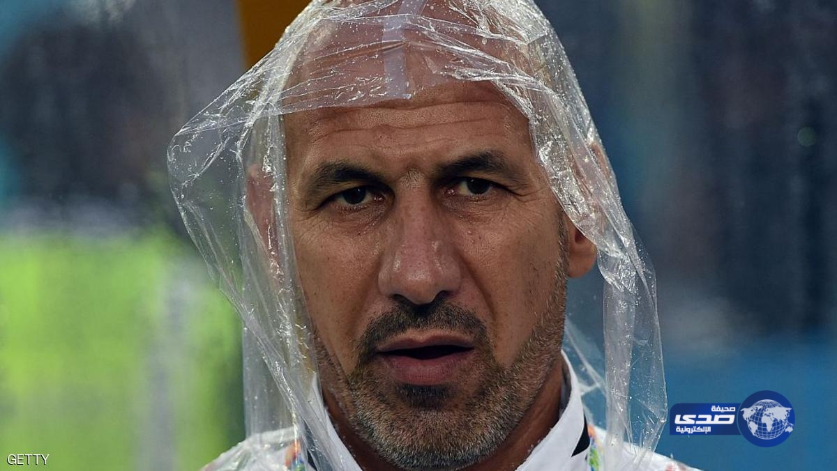 إطلاق النار على مدرب منتخب العراق بعد الخسارة من الأخضر !