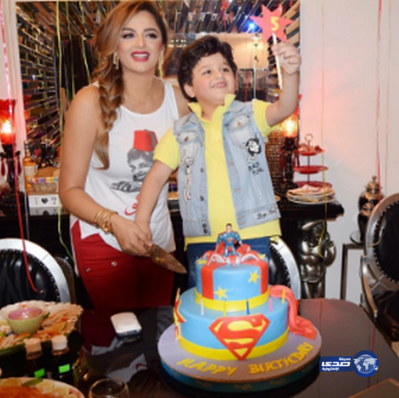 باسكال مشعلاني تحتفل بعيد ميلاد ابنها..