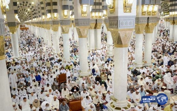 خطيب المسجد النبوي: أعداء الدين يحاولون زرع الفتن ونشرها بين شباب المسلمين
