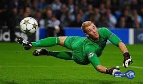 بالفيديو.. خطأ كارثي لحارس السيتي في مباراته الأولى مع فريقه الجديد