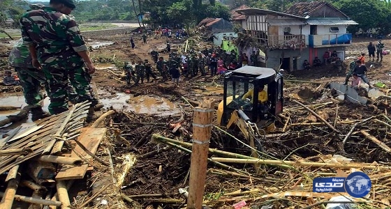 ارتفاع حصيلة الوفيات جراء فيضانات وانهيارات أرضية في إندونيسيا إلى 26 شخصا