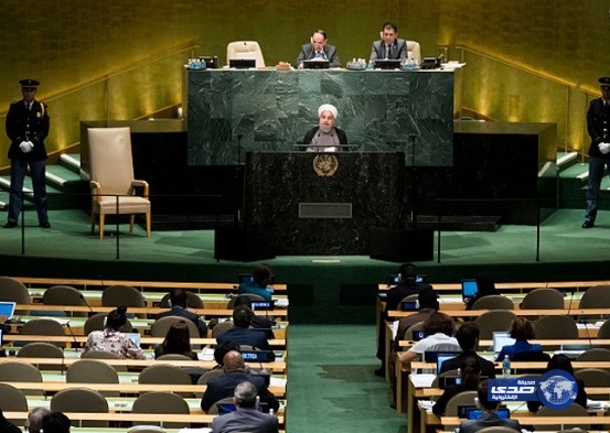 نٌشطاء يتداولون صور للكراسي الفارغة اثناء القاء الرئيس الإيراني كلمته بالأمم المتحدة