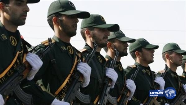 جندى إيرانى ينشق عن التجنيد العسكرى ويقتل 2 من ضباط الحرس الثورى