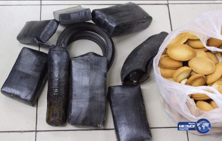 جمرك الحديثة يُحبط محاولة تهريب أكثر من 34 ألف حبة من حبوب الكبتاجون المخدرة