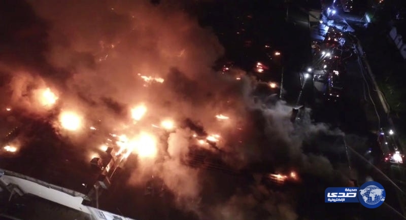 مصرع 8 رجال إطفاء روس خلال إخمادهم حريق بمستودع