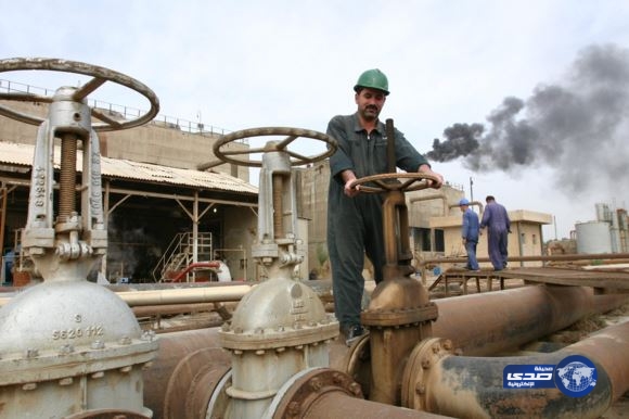 النفط ينخفض بعد إبداء العراق رغبته في عدم خفض الإنتاج