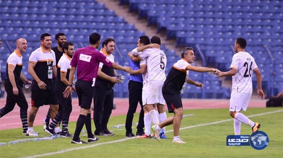 هاتريك بن يطو يمنح الشباب فوزاً مثيراً على الأهلي