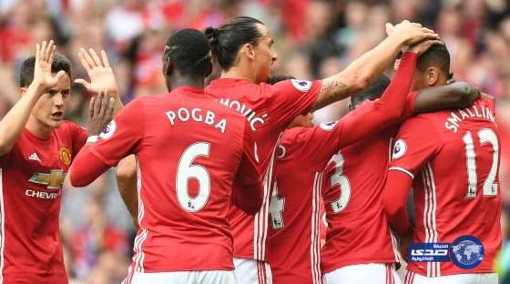 يونايتد يسحق ليستر برباعية بالدوري الإنجليزي