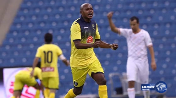 كالزيتش يريح لاعبي التعاون