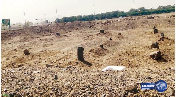 “البلديات” توافق على تعويض مواطنين عن أراضي مقابر منحت لهم قبل 15 عاماً