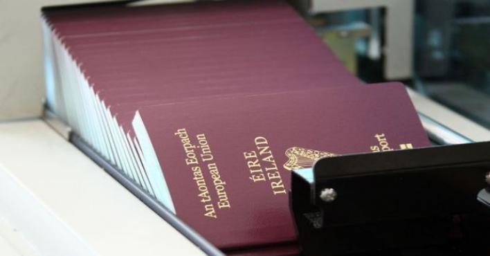 منذ الإستفتاء .. تضاعف طلب الإنجليز لجوازات السفر الآيرلندية