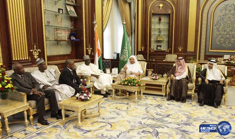 آل الشيخ يلتقى رئيس برلمان النيجر ويستعرضان سبل التعاون بين البلدين