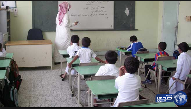 «المعلم سبب إخفاق التعليم» يشعل «تويتر».. ومعلمون: سنقاضي الدكتور الشمراني