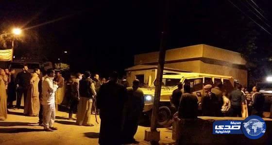 بالصور: مصرع ضابط شرطة ومواطن إثر محاولة هروب مساجين.. والجيش المصري يسيطر