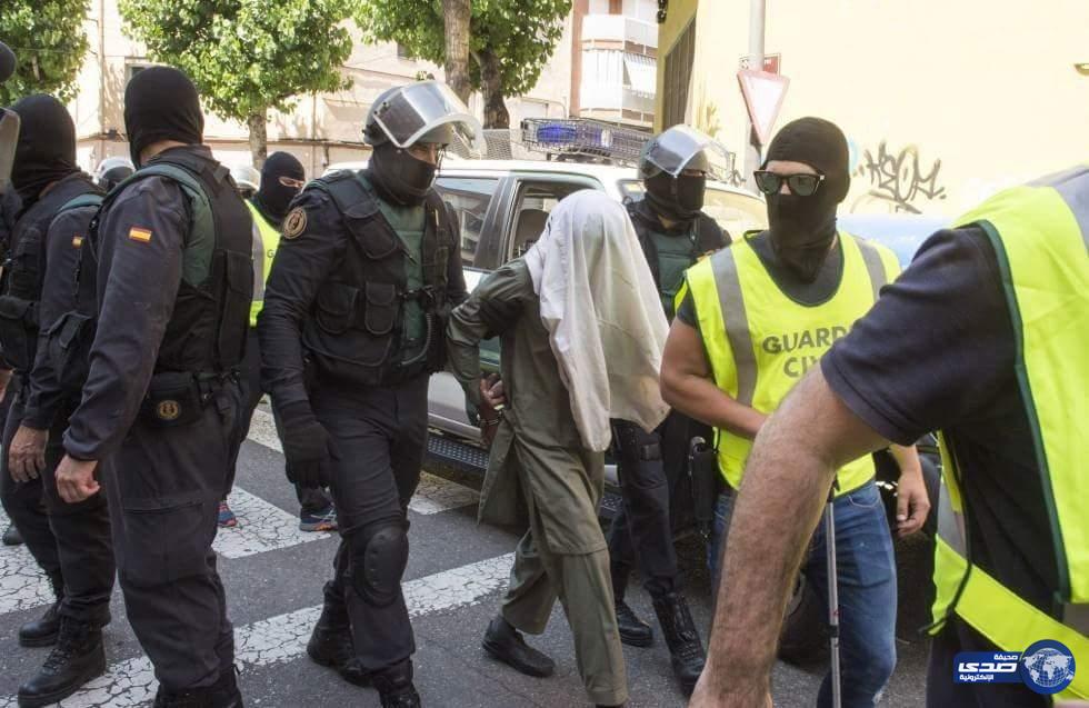 الشرطة الإسبانية تعتقل مغربيين بتهمة تأييد تنظيم داعش