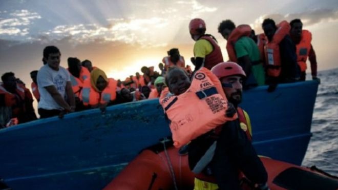 &#8220;إنقاذ أكثر من 6000 مهاجر&#8221;.. و200 طفلا قبالة السواحل الليبية