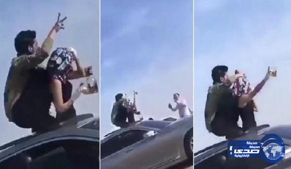 القبض على شاب وفتاة جاهرا بالمعصية بأحد شوارع جدة