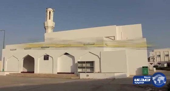 شاهد عيان يوضح ملابسات جريمة قتل مواطن لشقيقه أثناء خروجه من المسجد بينبع